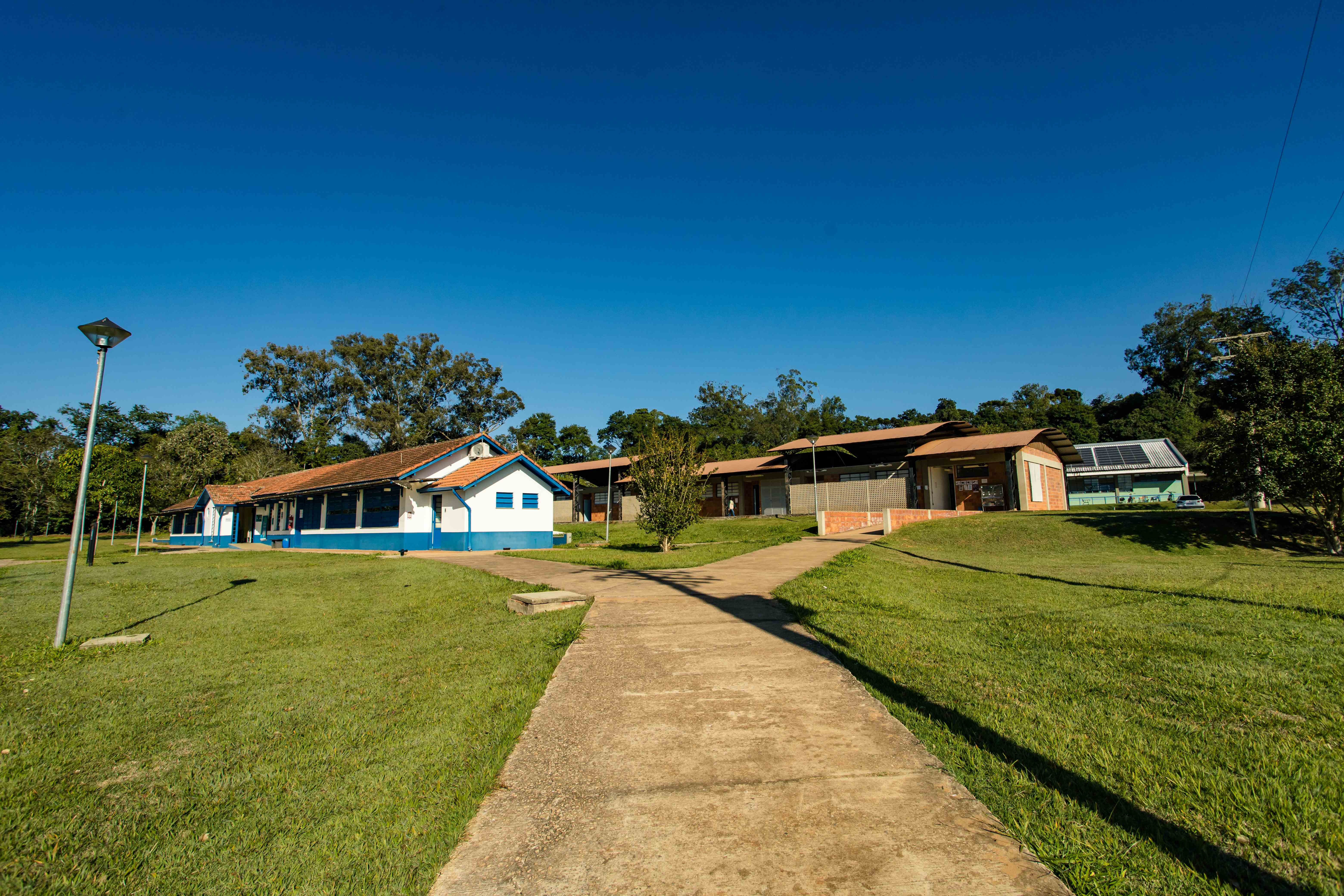 Errata: seleção de estudantes de graduação e pós-graduação da UFSCar para 13 áreas de atuação