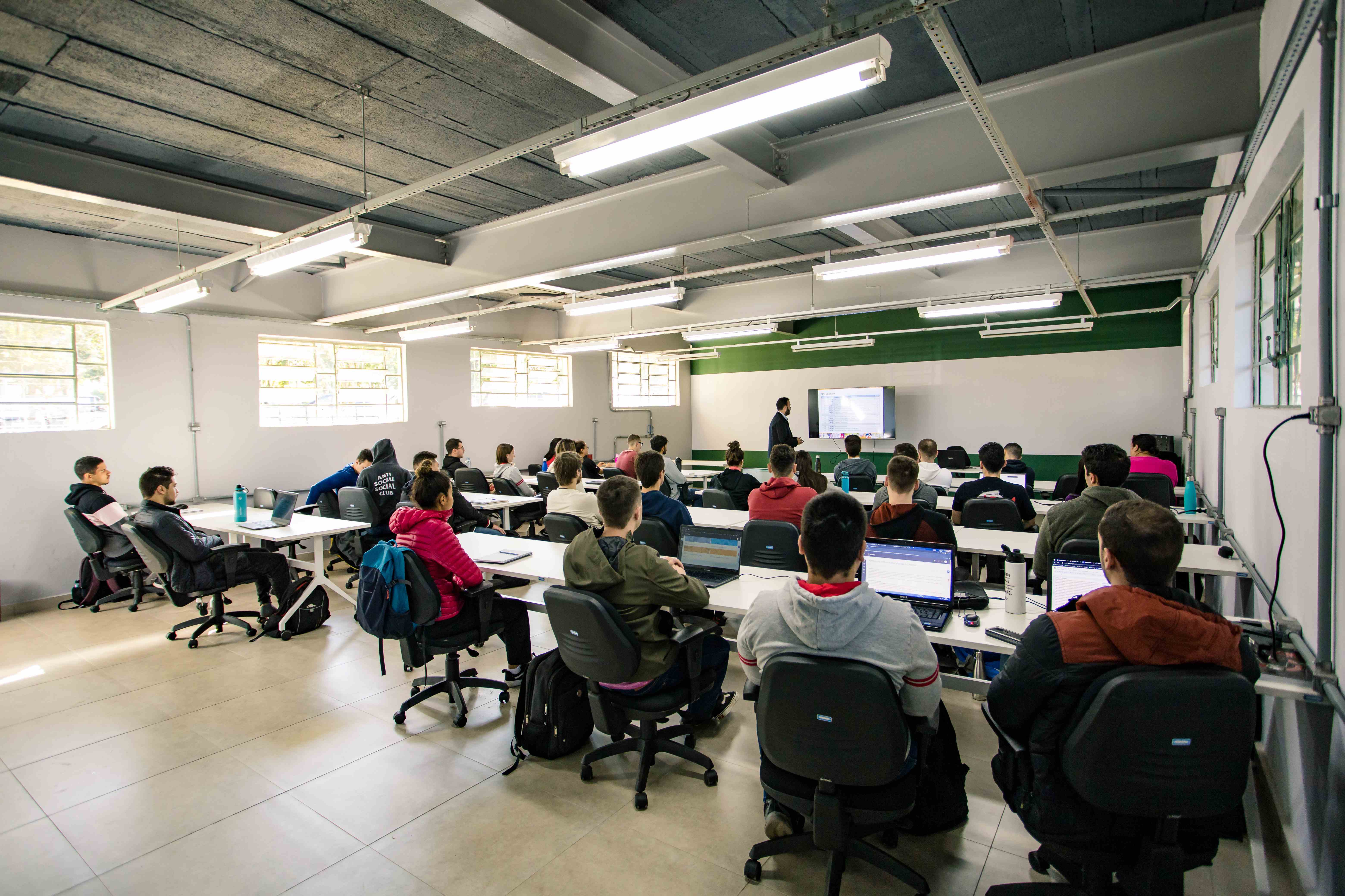 Edital 021/2026 - Portal de Internacionalização de Ensino: alteração no perfil da vaga