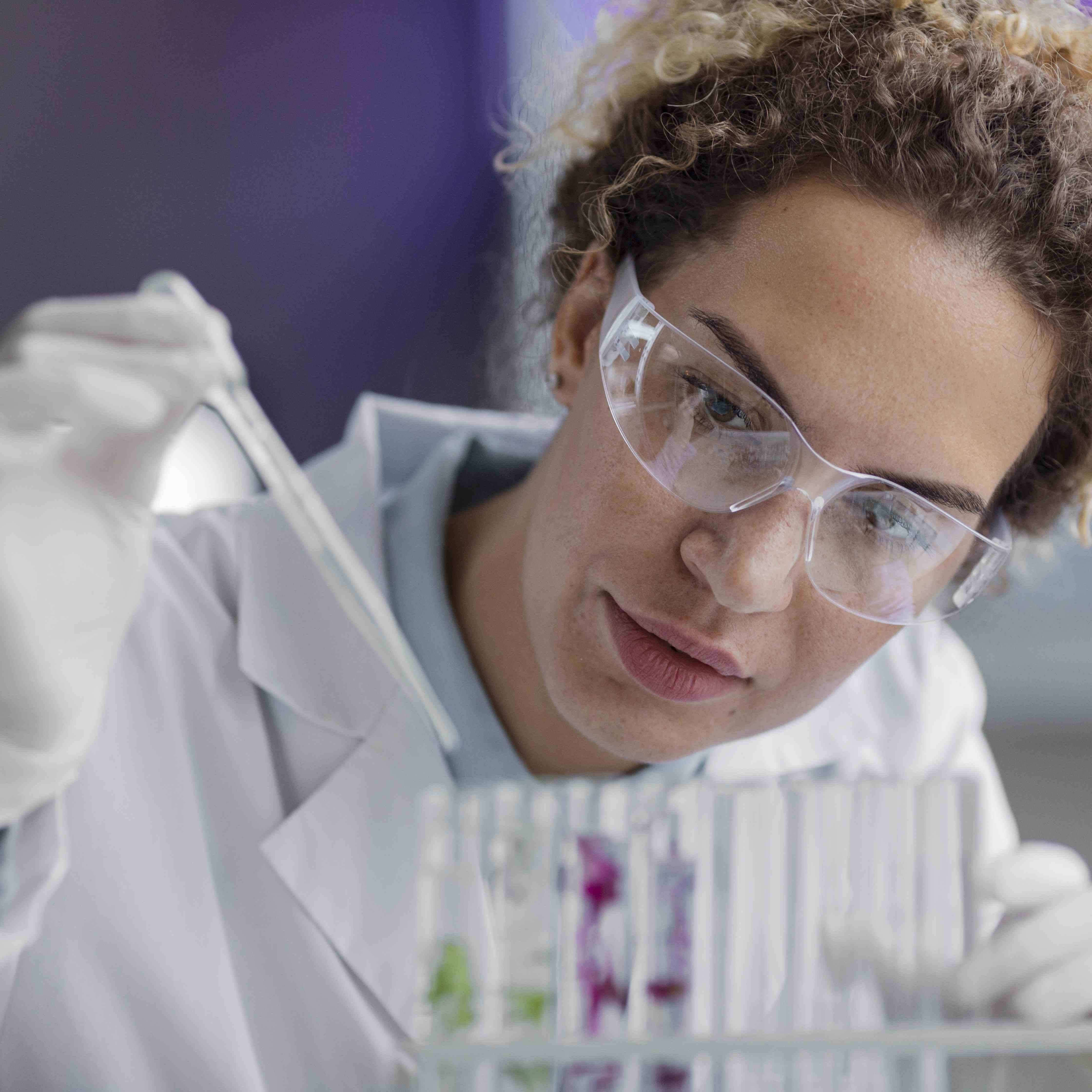 Análise de inscrição de seleção de  pessoas formadas em química ou engenharia de alimentos